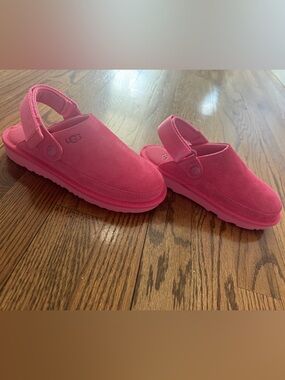 UGG Kids Goldenstar Clogs